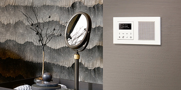 JUNG Smart Radio DAB+ bei Elektro Stier GmbH in Frankfurt