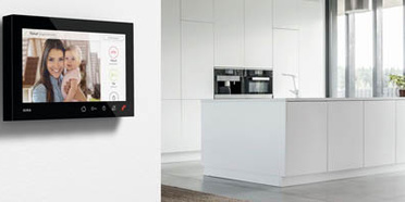 Gira Wohnungsstation bei Elektro Stier GmbH in Frankfurt