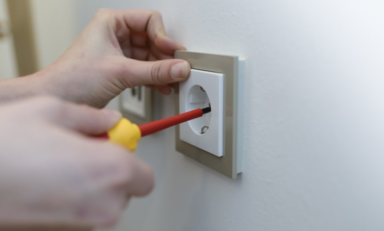 Elektro­installation bei Elektro Stier GmbH in Frankfurt